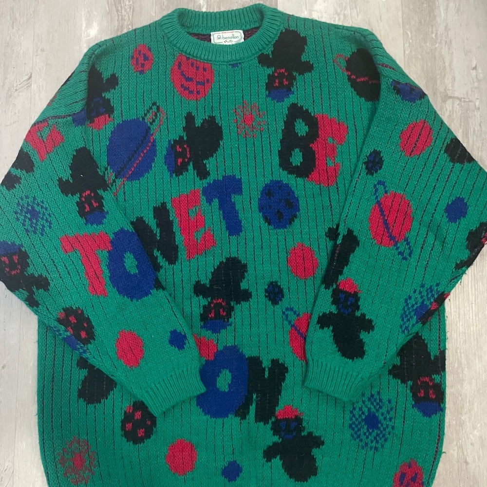Unique Vintage Benetton Pullover 80s ghost/planet theme M/L size